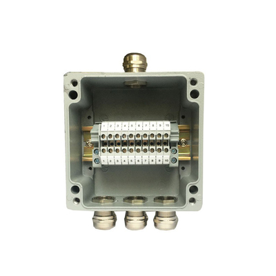 Caixa de junção de distribuição de alumínio à prova d'água de 3 vias com blocos de terminais ferroviários PT2.5 Din 120*120*82mm