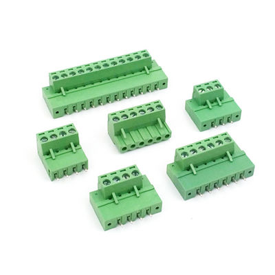 os blocos de terminais de encaixe do parafuso do PWB do passo de 5.08mm obstruem Pin Header reto com flange