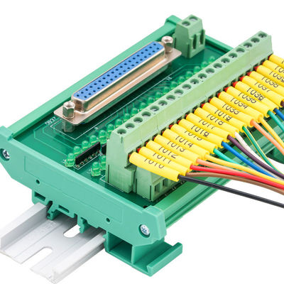 O trilho do RUÍDO da placa da fuga do bloco de terminais dos conectores de Pin Single End DB15 do sub 15 de D conduziu o indicador