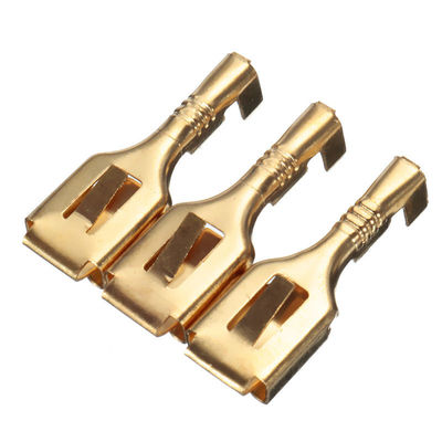 conectores elétricos de abrigo terminais do carro do friso de 6.3mm 1 Pin da maneira a um Pin de 8 maneiras