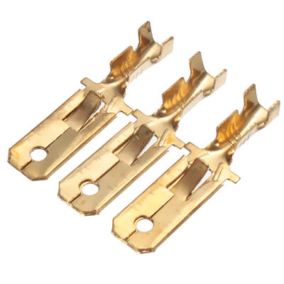 conectores elétricos de abrigo terminais do carro do friso de 6.3mm 1 Pin da maneira a um Pin de 8 maneiras