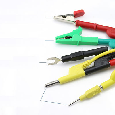 O teste eletrônico da ponta de prova do multímetro conduz o grupo dos Pugs da banana de Kit Spade Lugs Alligator Clips