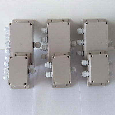Caixa de junção impermeável 100*68*50mm da distribuição de cabo IP65 com a montagem da parede das maneiras dos blocos de terminais 3