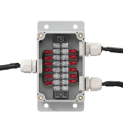 Caixa de junção impermeável 100*68*50mm da distribuição de cabo IP65 com a montagem da parede das maneiras dos blocos de terminais 3