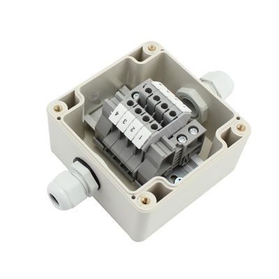 Cerco elétrico plástico impermeável da distribuição da caixa de junção 83*81*56mm com terminais do trilho do ruído