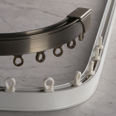 Cortina curvada Rod Track Rail Inner Pulley de Polo do alumínio janela plástica dobrável resistente