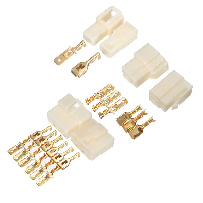 conectores elétricos de abrigo terminais do carro do friso de 6.3mm 1 Pin da maneira a um Pin de 8 maneiras