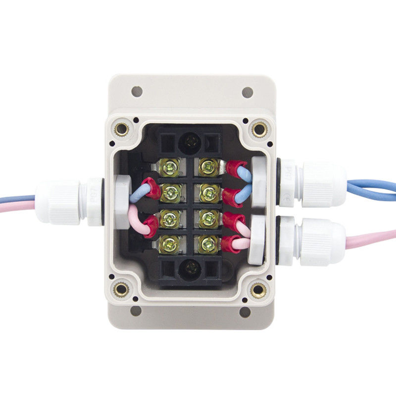 Cerco elétrico que ilumina a caixa de junção 63*58*45mm do cabo com a montagem da parede dos conectores impermeável